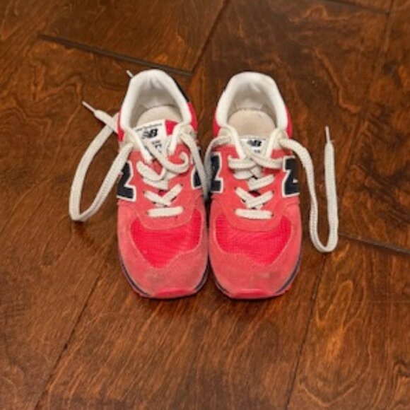 New Balance 574 Sneaker 11.5 - Picture 3 of 4